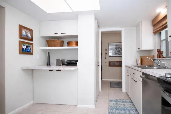 $265,000 | 3252 Westford Lane, Unit 122, Sarasota, FL 34231