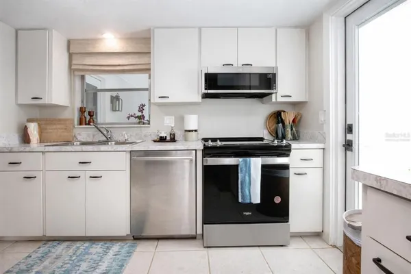 $265,000 | 3252 Westford Lane, Unit 122, Sarasota, FL 34231