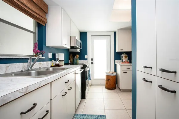 $265,000 | 3252 Westford Lane, Unit 122, Sarasota, FL 34231