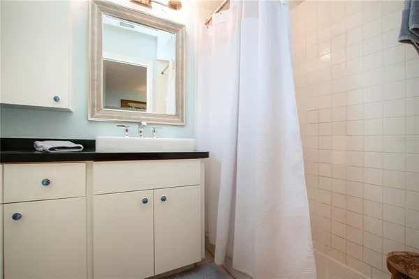 $265,000 | 3252 Westford Lane, Unit 122, Sarasota, FL 34231