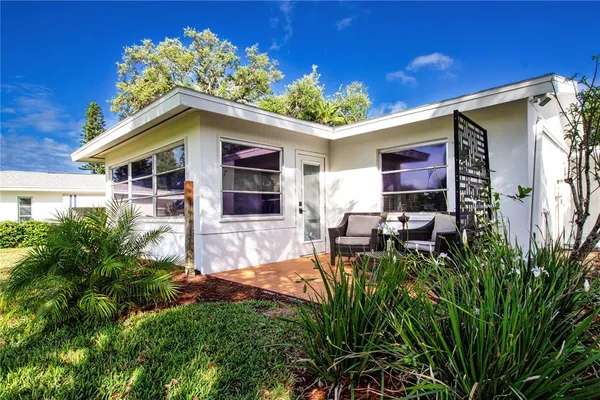 $265,000 | 3252 Westford Lane, Unit 122, Sarasota, FL 34231