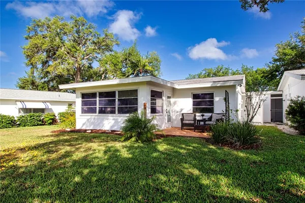 $265,000 | 3252 Westford Lane, Unit 122, Sarasota, FL 34231