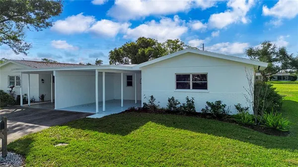$265,000 | 3252 Westford Lane, Unit 122, Sarasota, FL 34231
