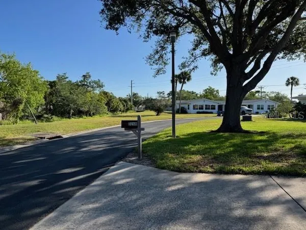 $265,000 | 3252 Westford Lane, Unit 122, Sarasota, FL 34231