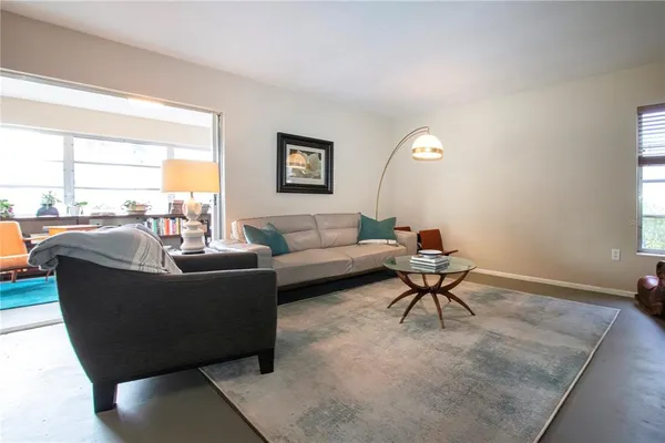 $265,000 | 3252 Westford Lane, Unit 122, Sarasota, FL 34231