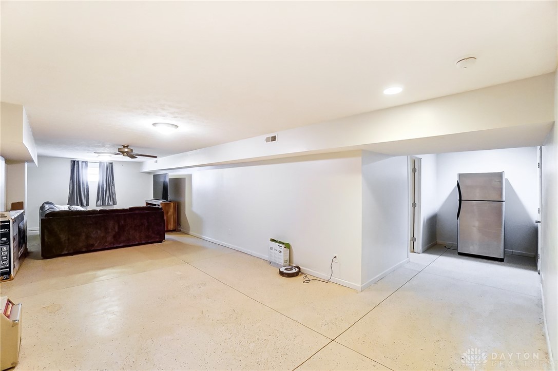 400 Englewood Road Springfield, OH 45503 - Photo 31 of 46 Gallery Image 31