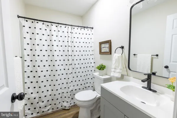 $229,900 | 10 Fiddler Drive, Unit 5, New Oxford, PA 17350