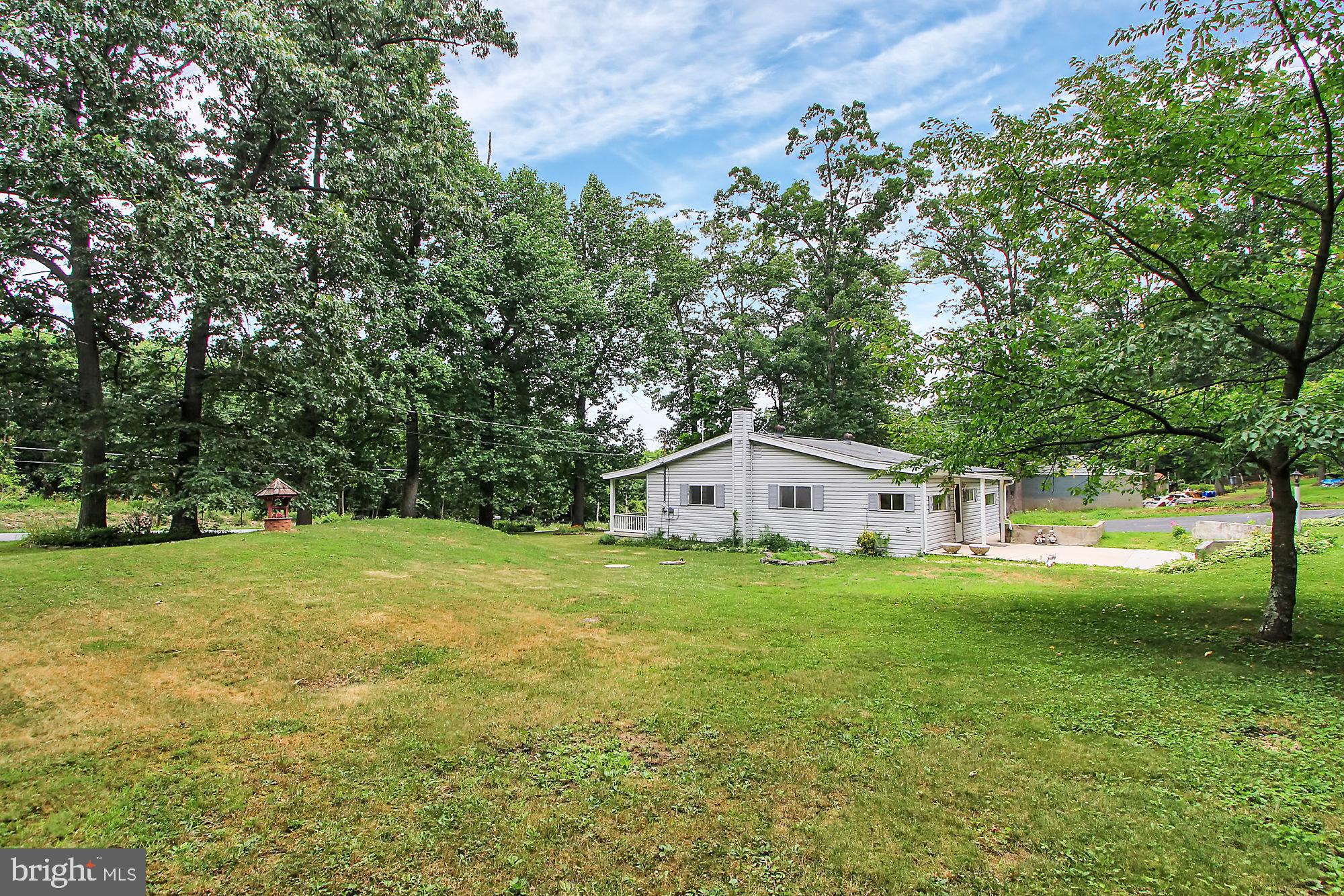 1209 Jackson Square Road Spring Grove, PA 17362 - Photo 4 of 7