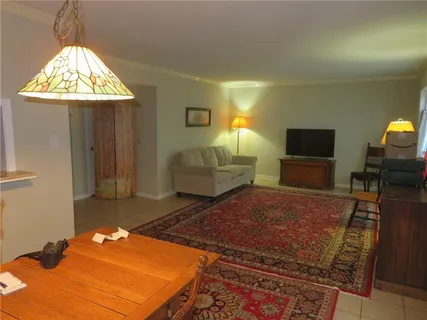 $134,900 | 318 Lake Marina Avenue, Unit 219, New Orleans, LA 70124