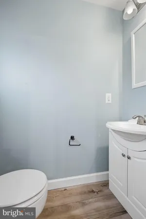 $449,900 | 13707 Autumn Vale Court, Unit 29E, Chantilly, VA 20151