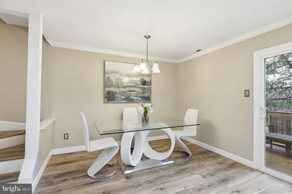 $449,900 | 13707 Autumn Vale Court, Unit 29E, Chantilly, VA 20151