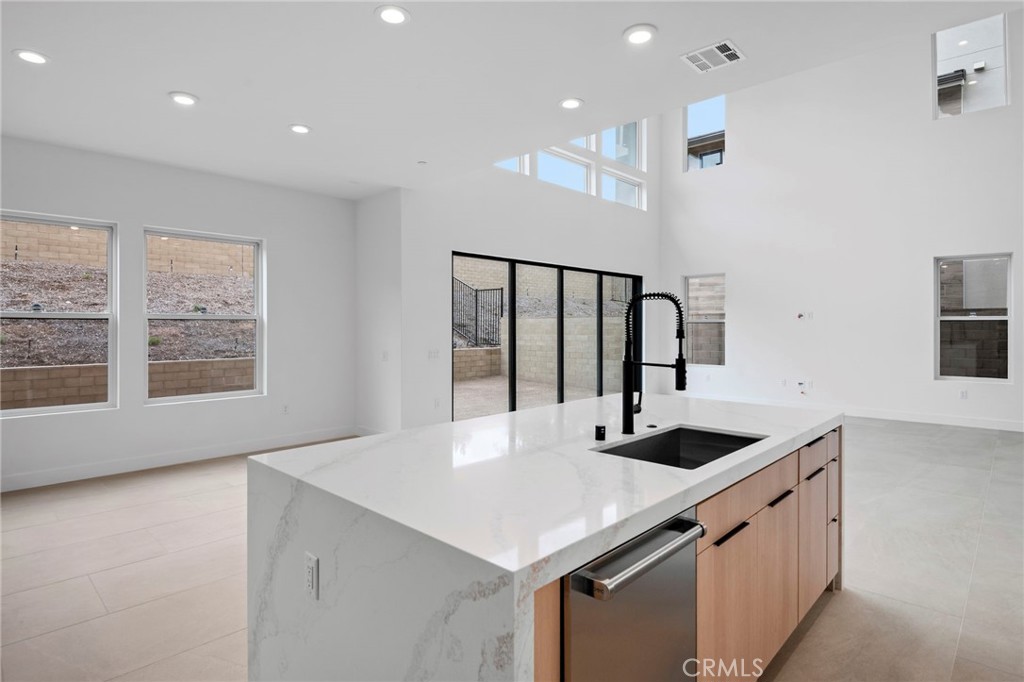 128 Creation Irvine, CA 92618 - Photo 12 of 46