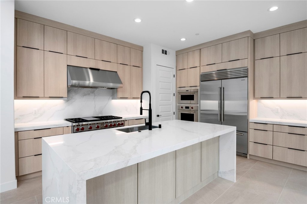 128 Creation Irvine, CA 92618 - Photo 13 of 46