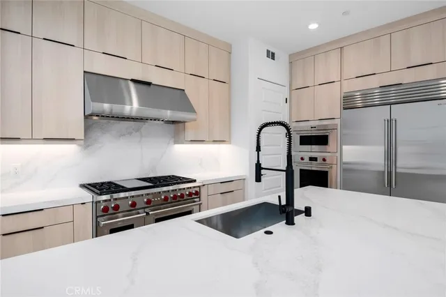 $9,000 | 128 Creation, Irvine, CA 92618