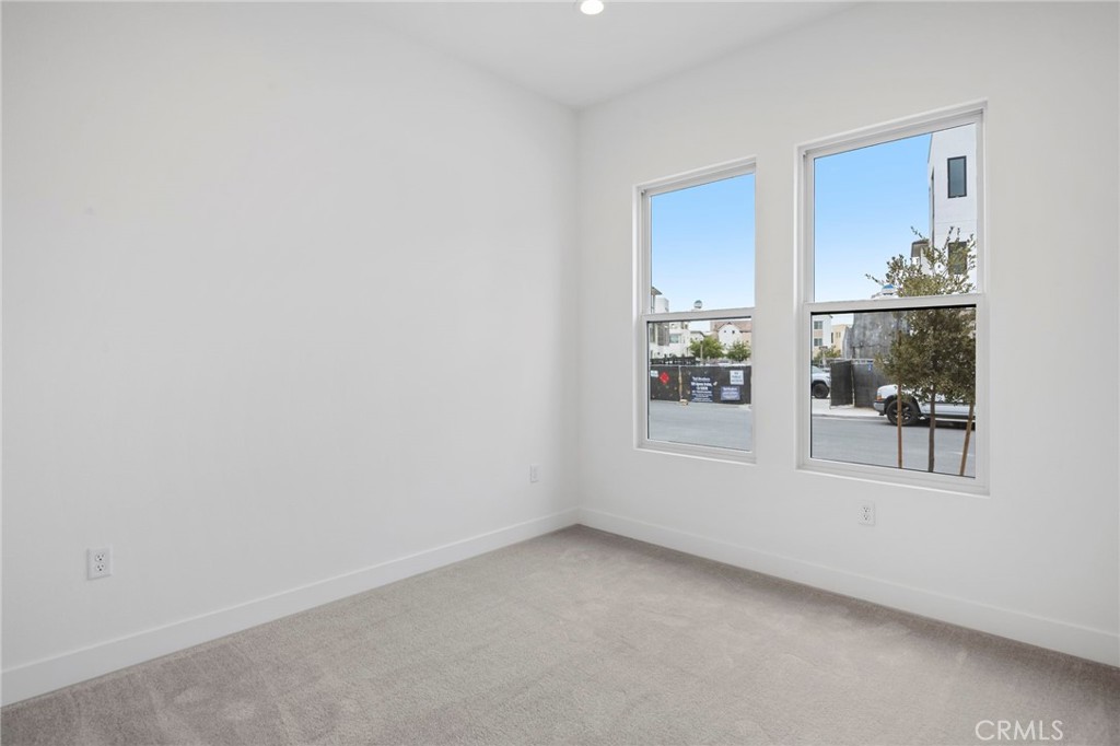 128 Creation Irvine, CA 92618 - Photo 17 of 46