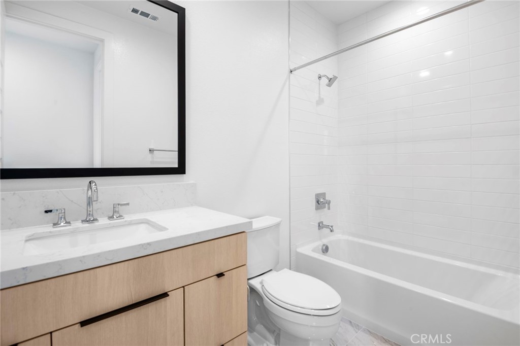 128 Creation Irvine, CA 92618 - Photo 19 of 46