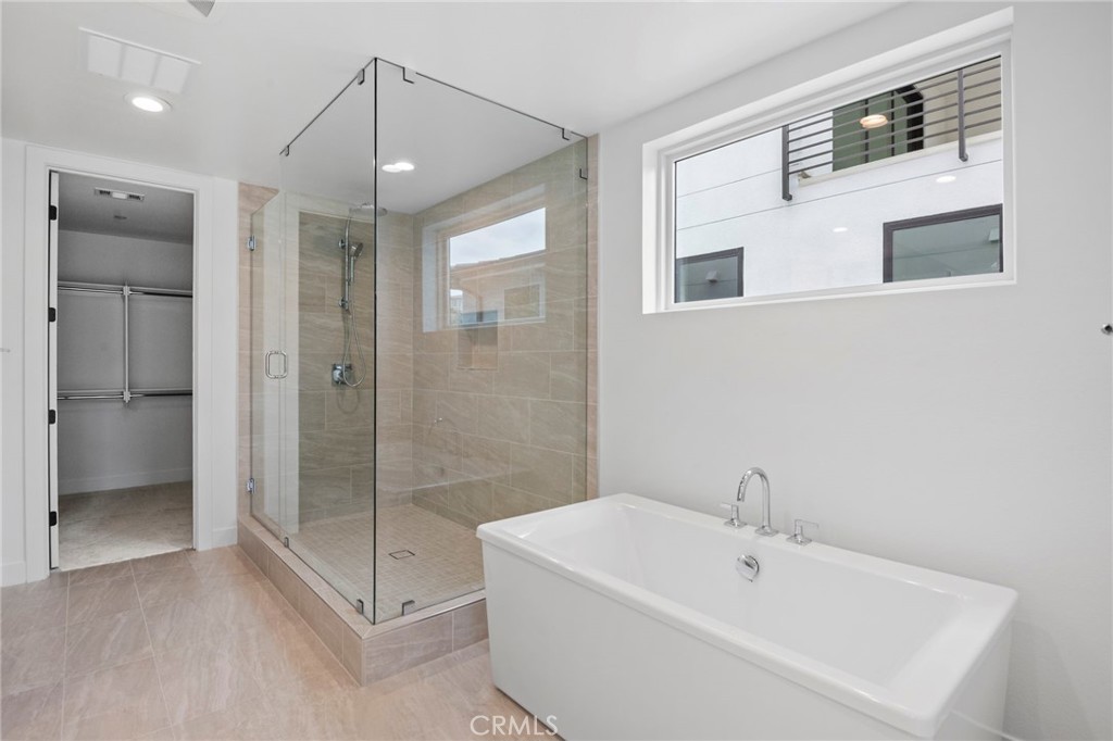 128 Creation Irvine, CA 92618 - Photo 28 of 46