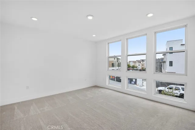 $9,000 | 128 Creation, Irvine, CA 92618