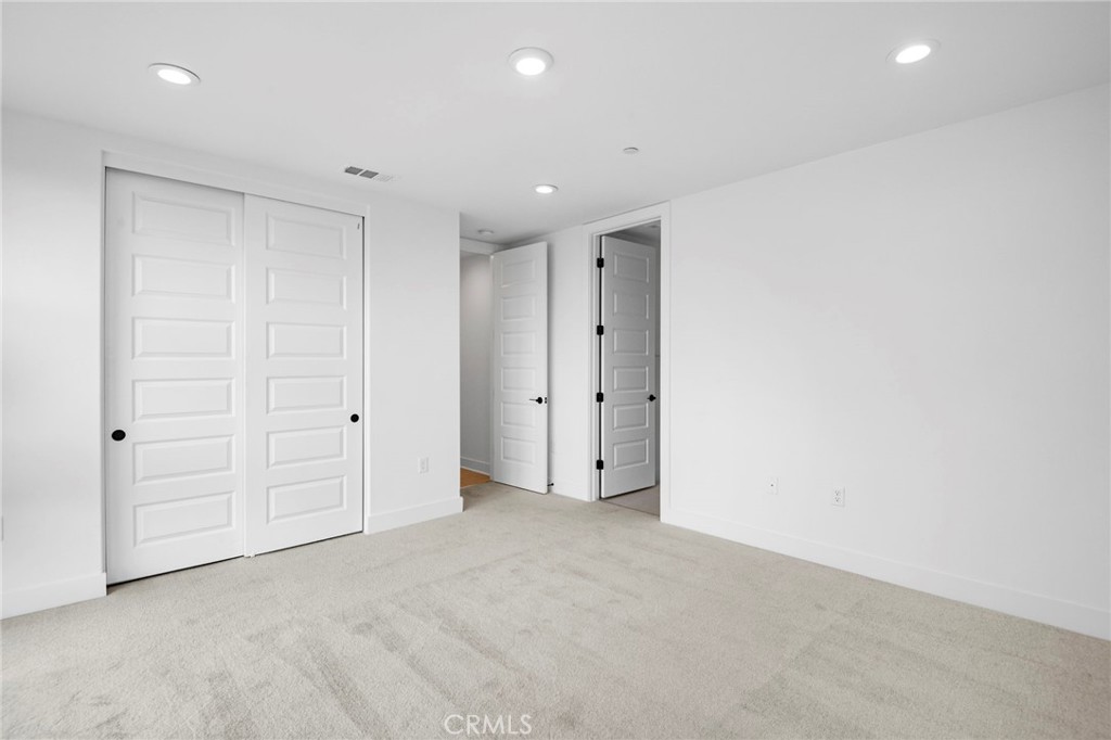 128 Creation Irvine, CA 92618 - Photo 40 of 46