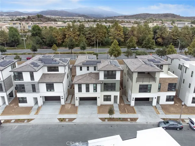 $9,000 | 128 Creation, Irvine, CA 92618