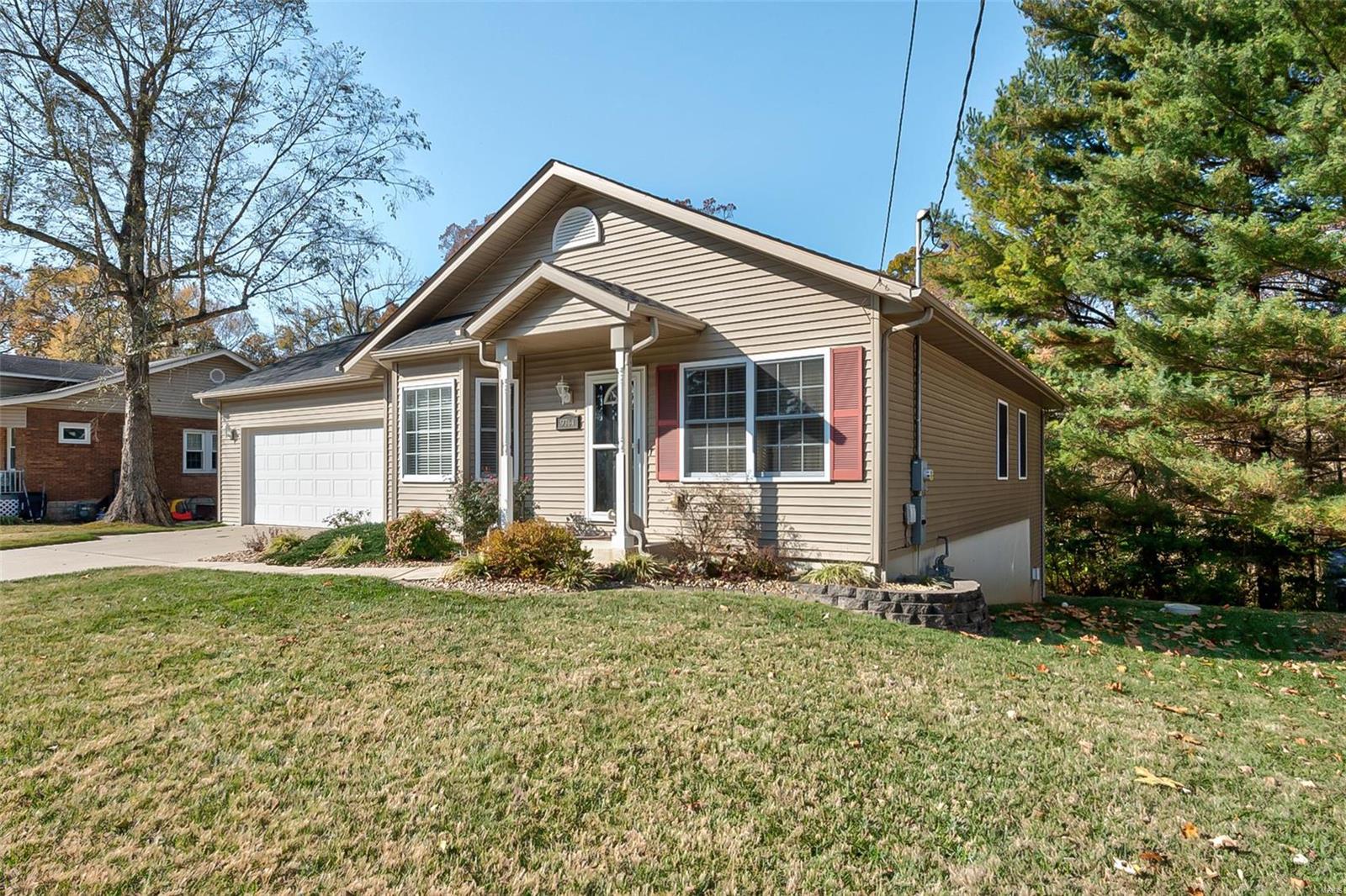 9744 Greenridge Heights Road Fairview Heights, IL 62208 - Photo 2 of 35 Gallery Image 2