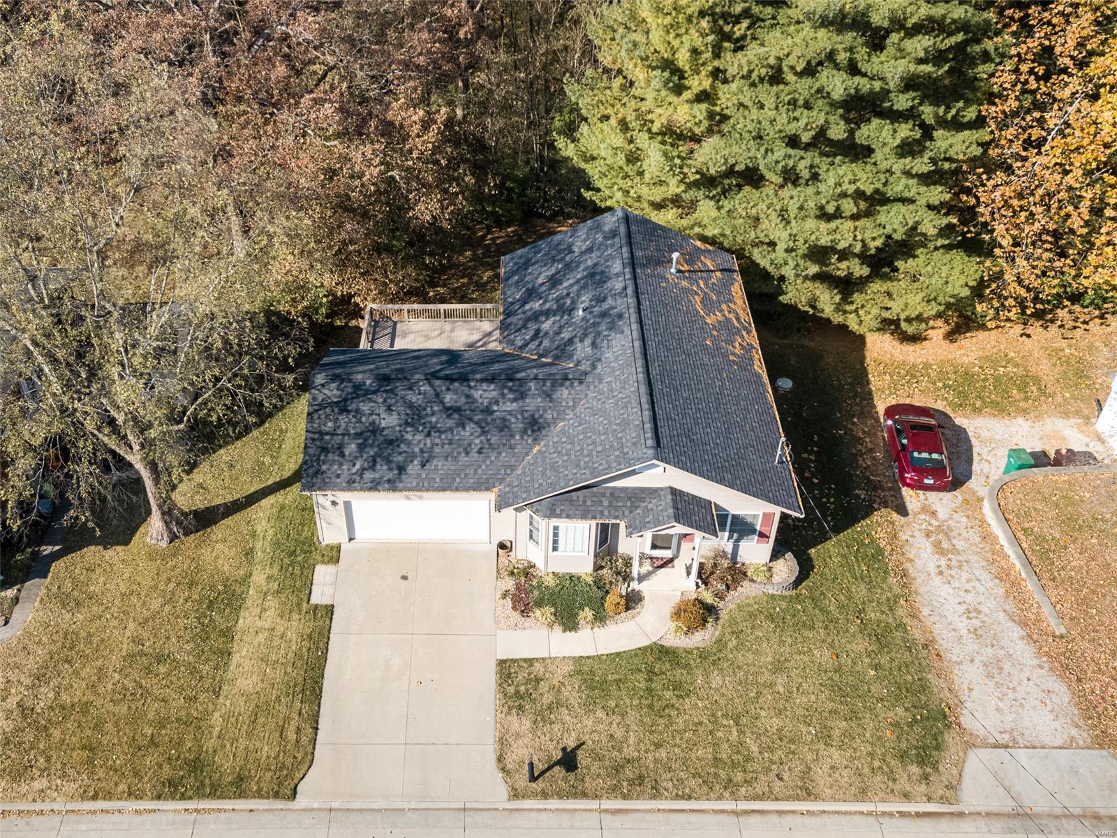 9744 Greenridge Heights Road Fairview Heights, IL 62208 - Photo 11 of 35 Gallery Image 11