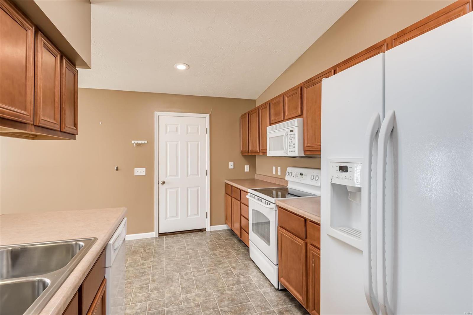 9744 Greenridge Heights Road Fairview Heights, IL 62208 - Photo 19 of 35 Gallery Image 19
