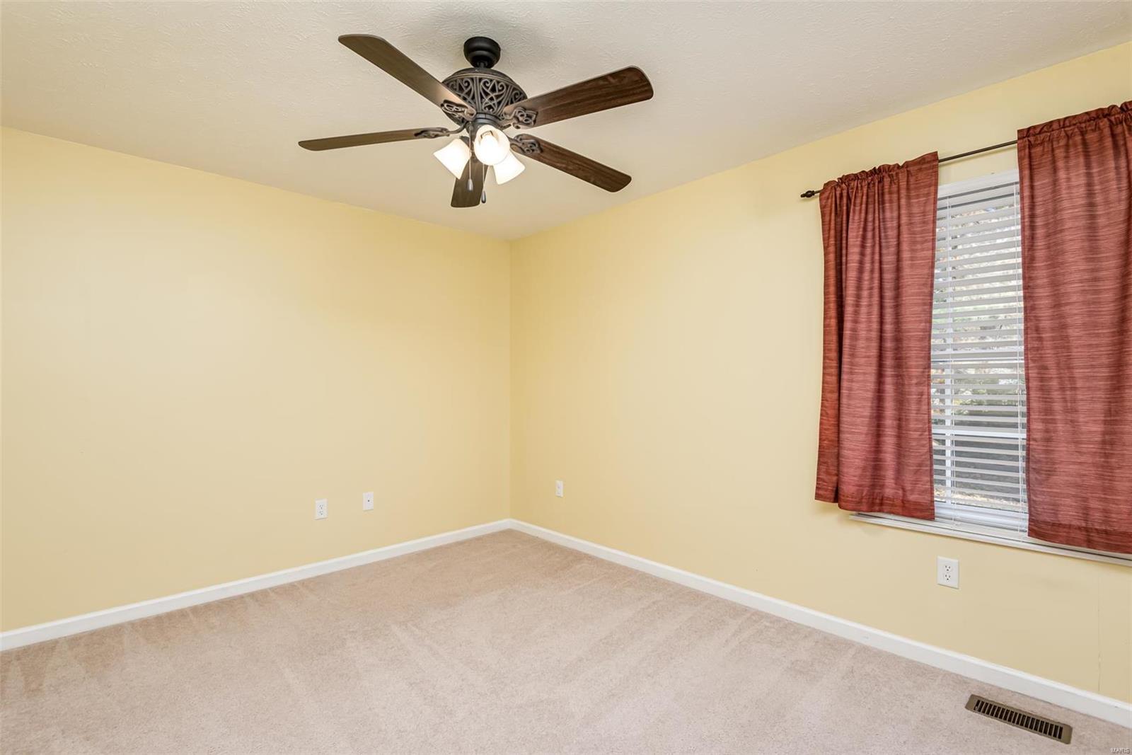9744 Greenridge Heights Road Fairview Heights, IL 62208 - Photo 24 of 35 Gallery Image 24