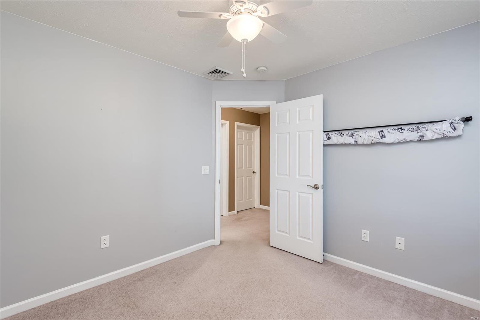 9744 Greenridge Heights Road Fairview Heights, IL 62208 - Photo 28 of 35 Gallery Image 28