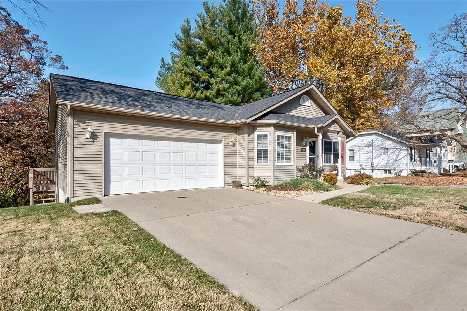 9744 Greenridge Heights Road Fairview Heights, IL 62208 - Photo 4 of 35 Gallery Image 4