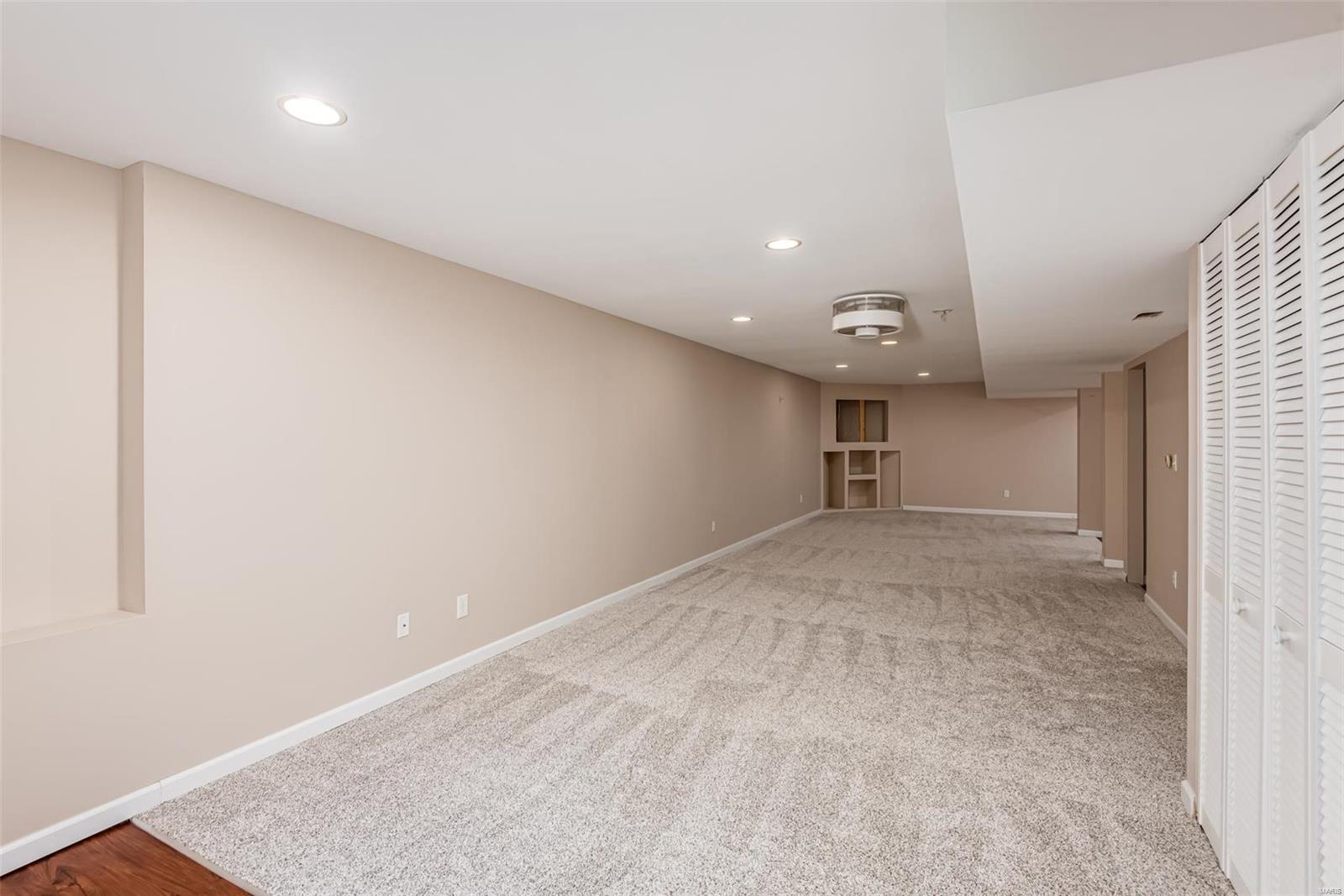 9744 Greenridge Heights Road Fairview Heights, IL 62208 - Photo 32 of 35 Gallery Image 32