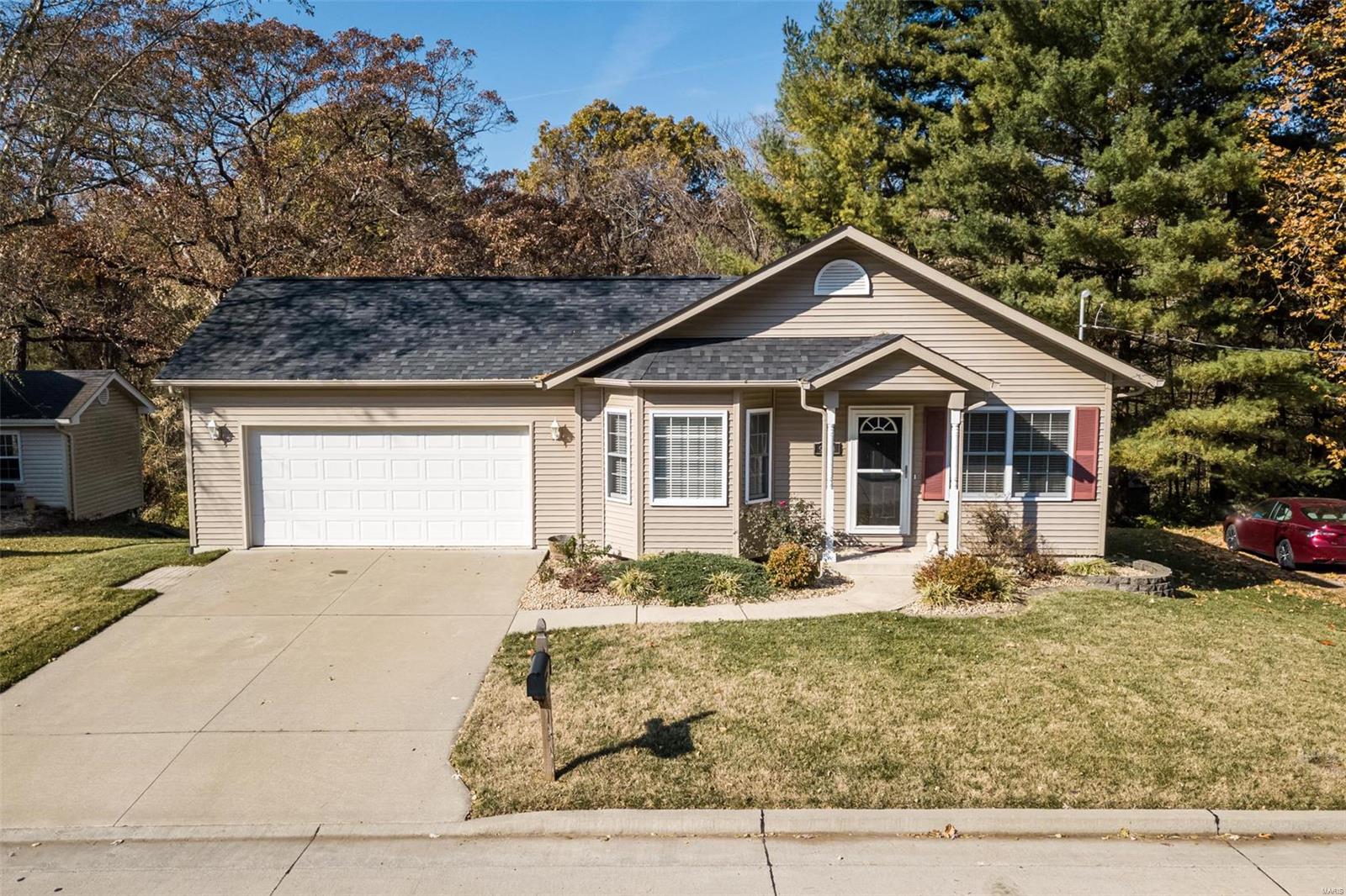 9744 Greenridge Heights Road Fairview Heights, IL 62208 - Photo 10 of 35 Gallery Image 10