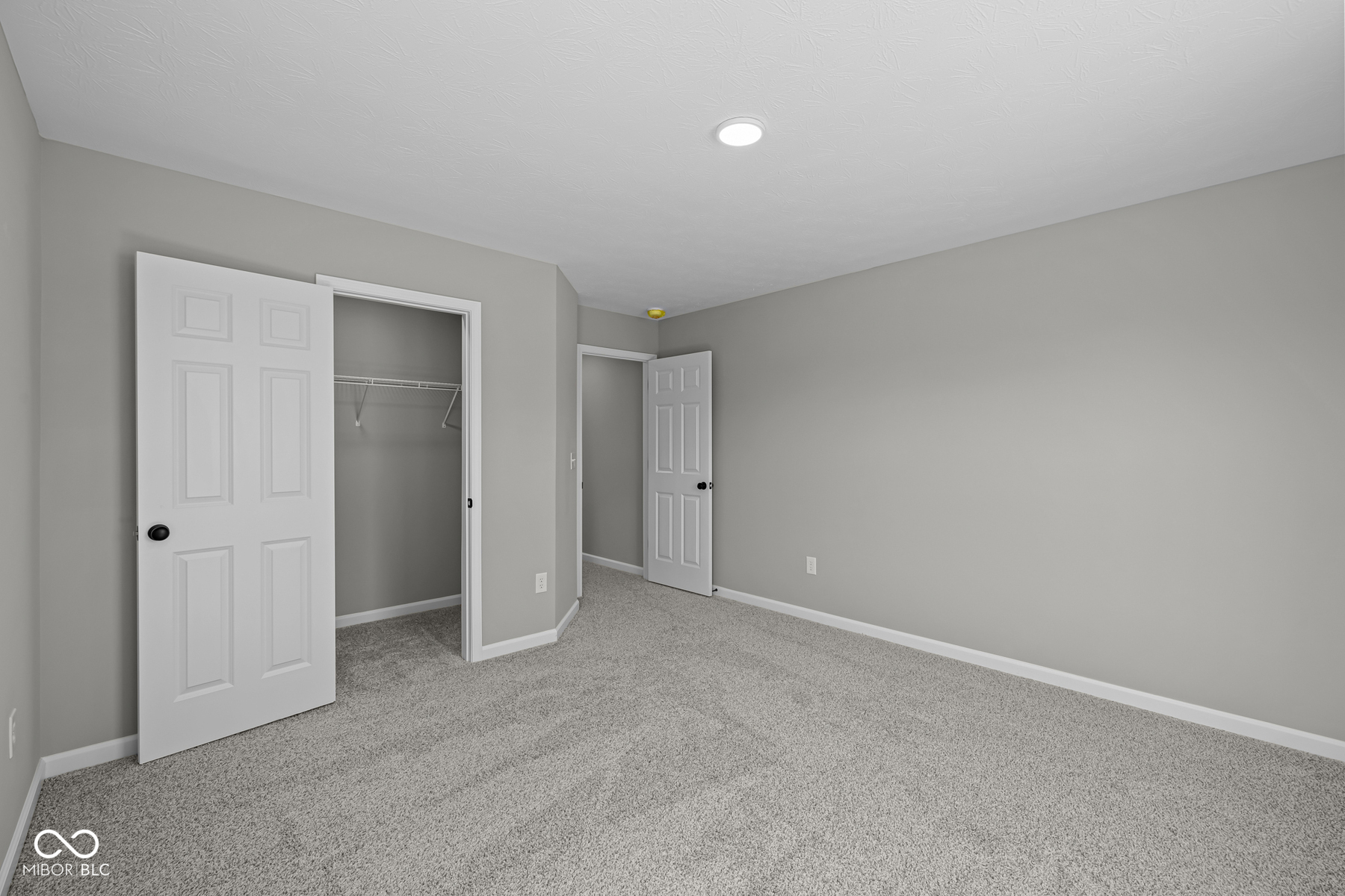 1069 Ridgevine Road Greenwood, IN 46143 - Photo 12 of 36 Gallery Image 12