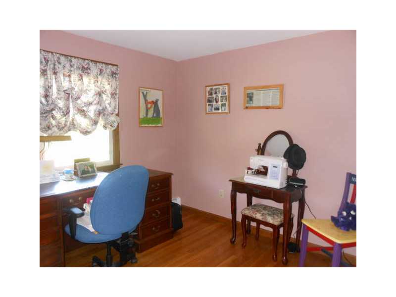 115 Taylor Road Portsmouth, RI 02871 - Photo 18 of 25 Bedroom. Fourth bedroom is used as home office