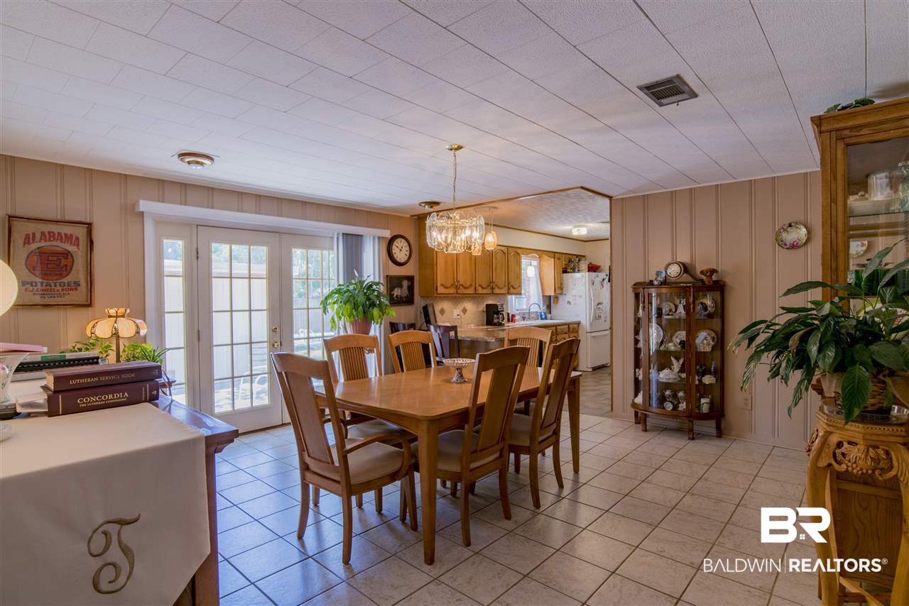 12405 Osborne Drive Foley, AL 36535 - Photo 4 of 28 Dining Room