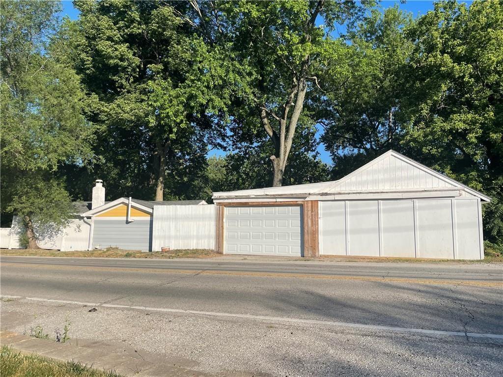 7636 River Road Indianapolis, IN 46240 - Photo 15 of 17 Gallery Image 15