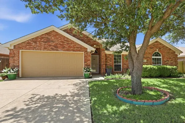 $329,900 | 213 McKamy Boulevard, Denton, TX 76207