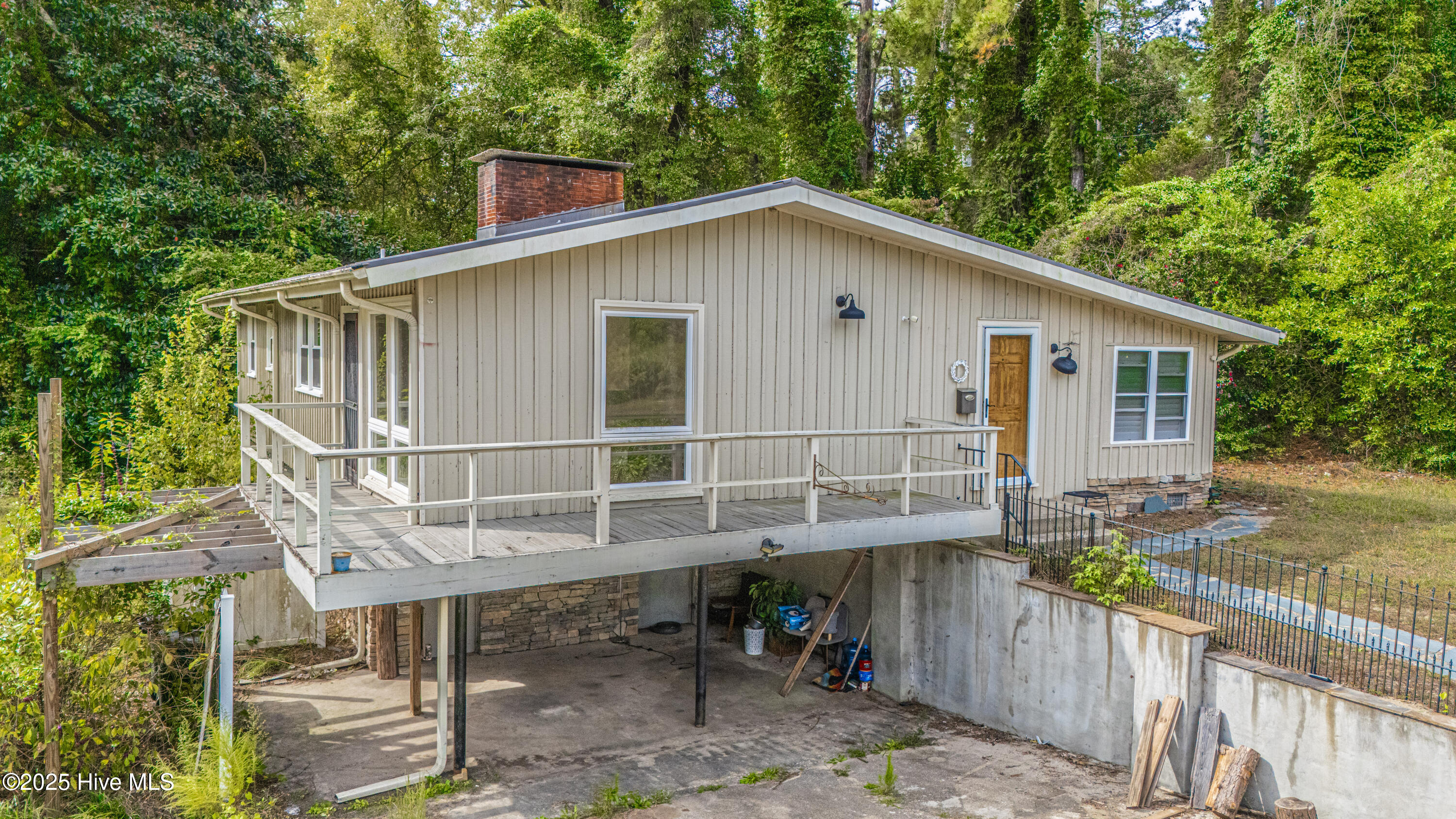 1418 Carolina Drive Rockingham, NC 28379 - Photo 4 of 53 DJI_20251010113731_0008_D