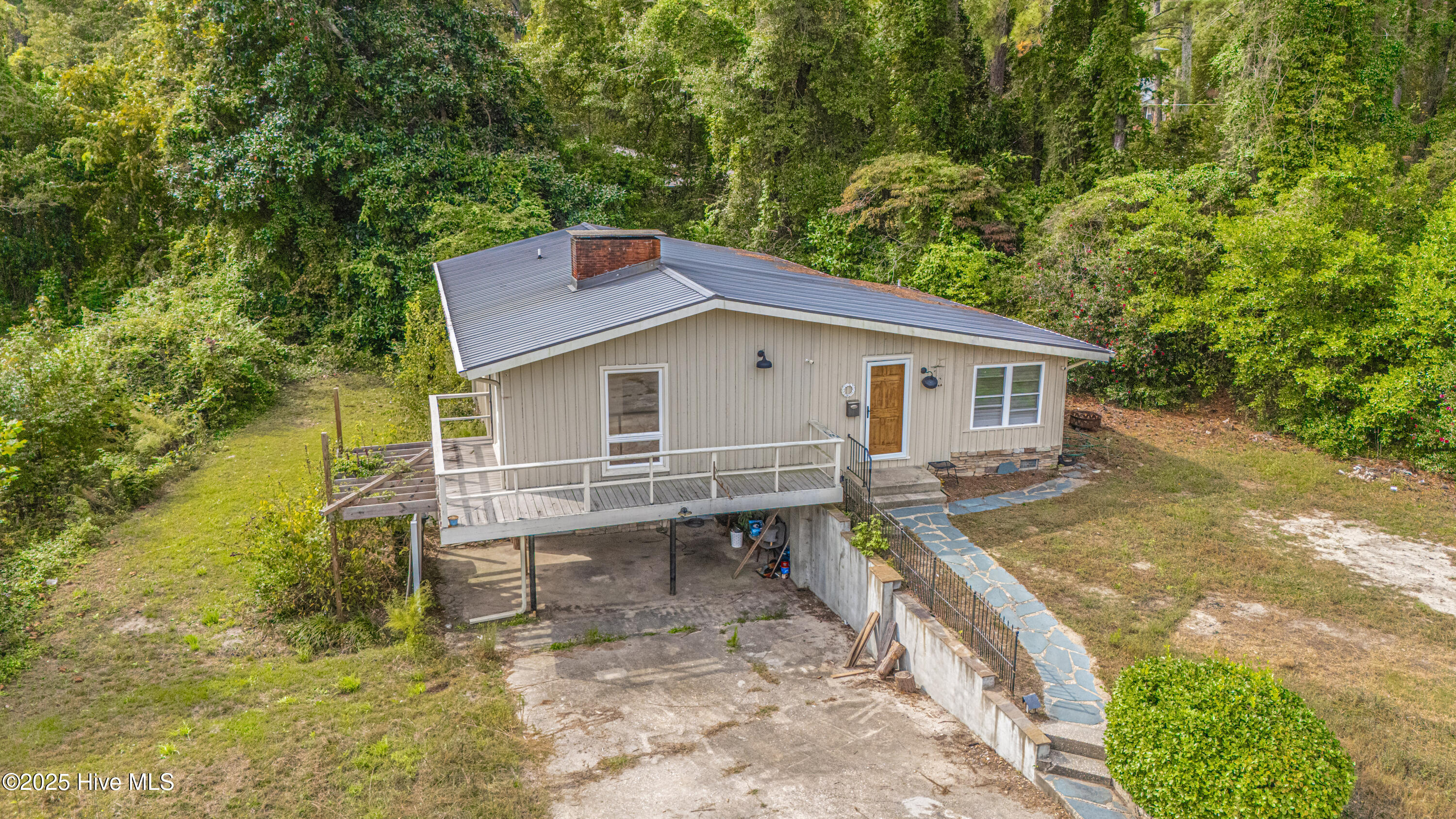 1418 Carolina Drive Rockingham, NC 28379 - Photo 5 of 53 DJI_20251010113718_0007_D