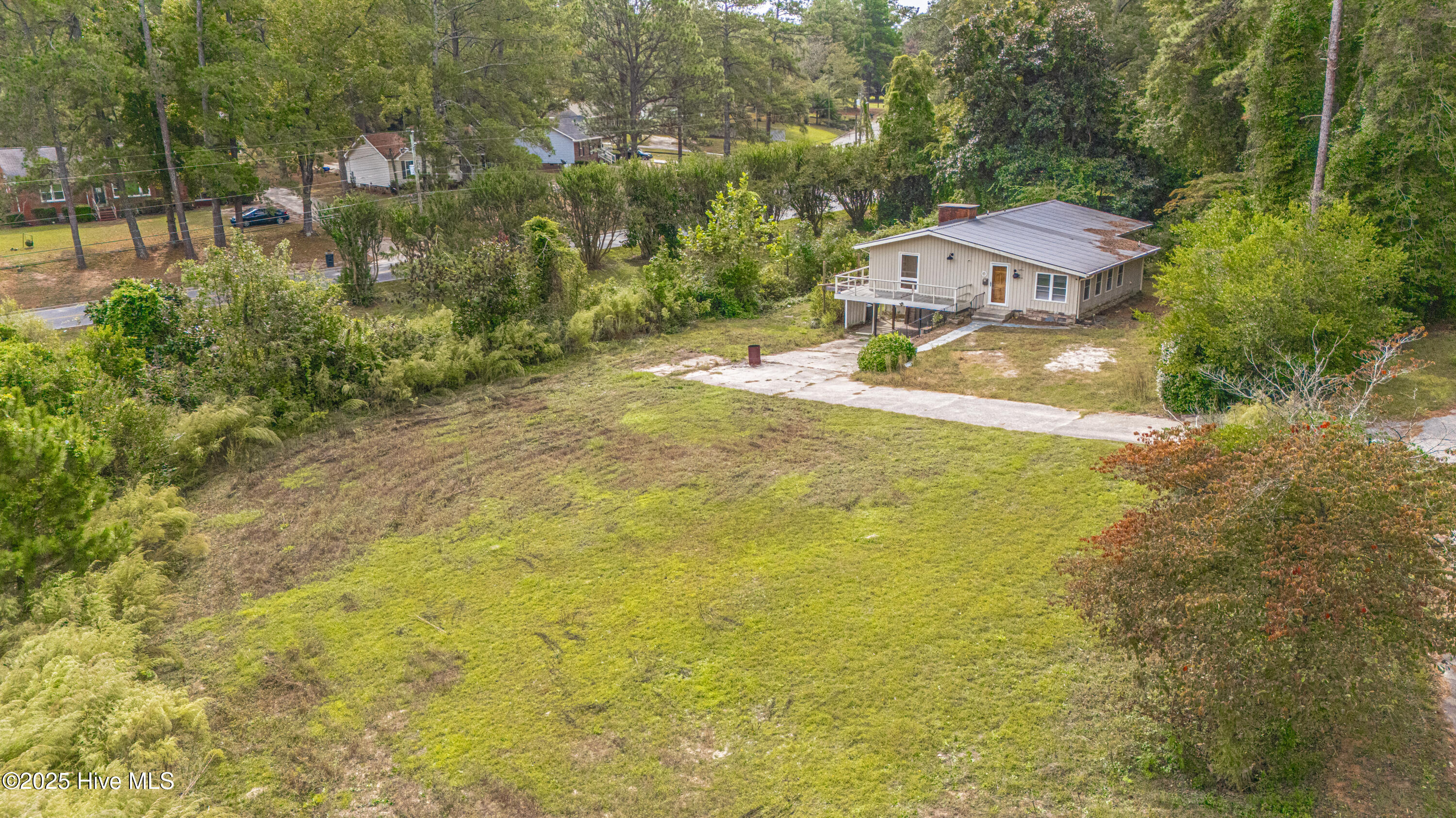 1418 Carolina Drive Rockingham, NC 28379 - Photo 6 of 53 DJI_20251010113507_0002_D