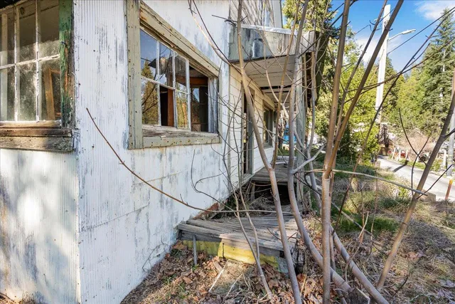 $35,000 | 353 Main Street, Alleghany, CA 95910