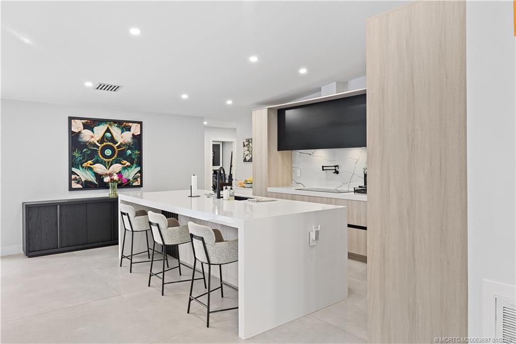 5143 Deerhurst Crescent Circle Boca Raton, FL 33486 - Photo 16 of 47 a view of a workspace with furniture