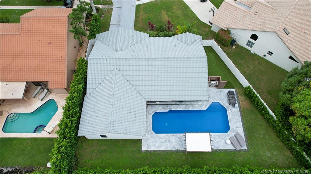 5143 Deerhurst Crescent Circle Boca Raton, FL 33486 - Photo 44 of 47 an aerial view of residential houses with outdoor space