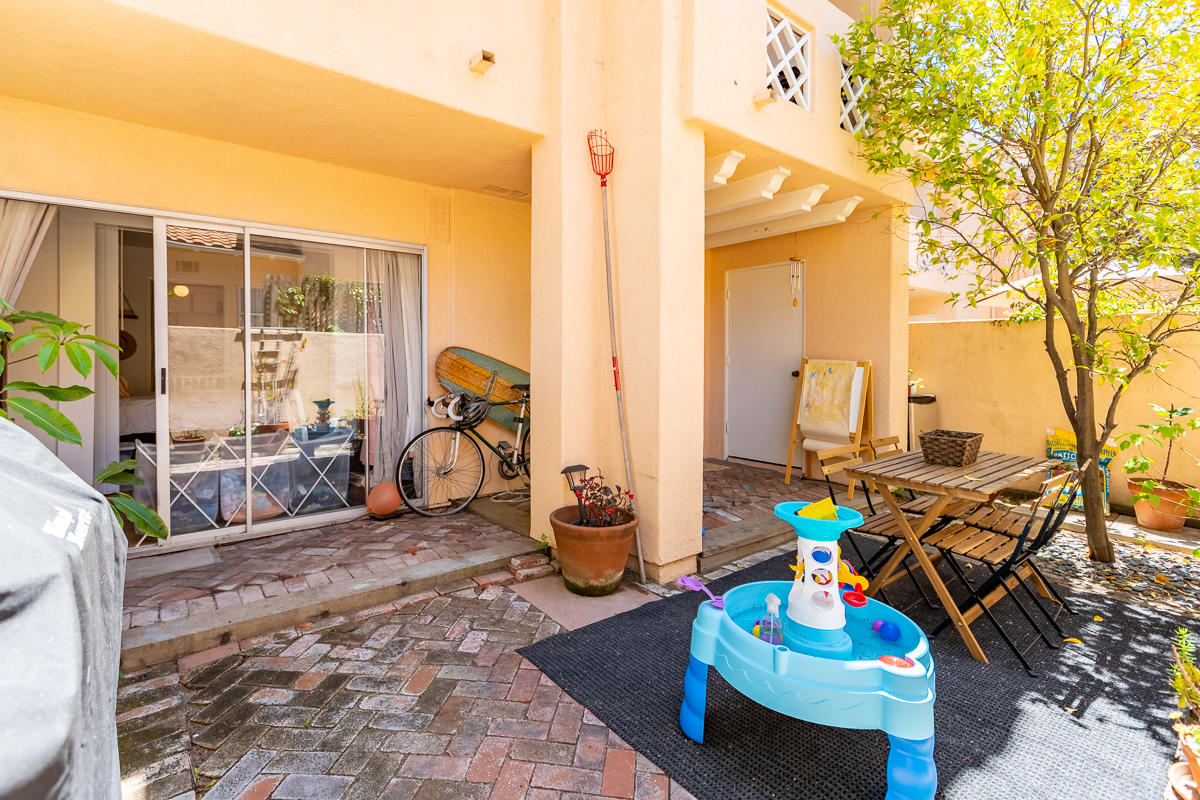 7150 Georgetown Road Goleta, CA 93117 - Photo 19 of 29 Patio and Master