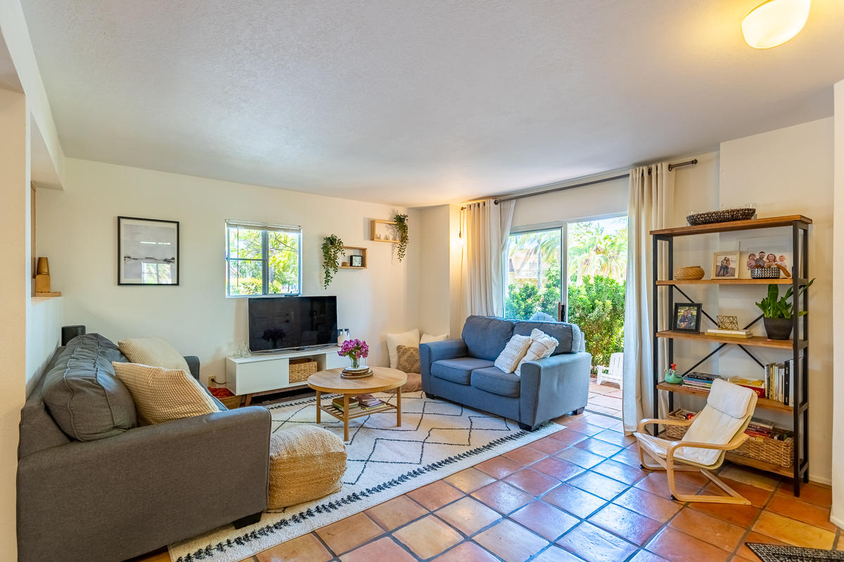7150 Georgetown Road Goleta, CA 93117 - Photo 7 of 29 Living and Patio_7150 Georgetown