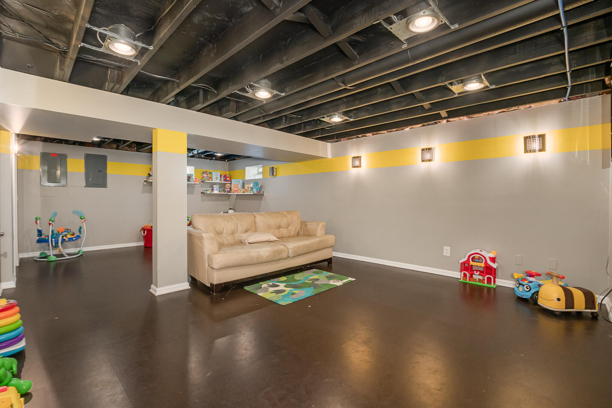 635 Rogers Road Villa Hills, KY 41017 - Photo 13 of 47 Gallery Image 13