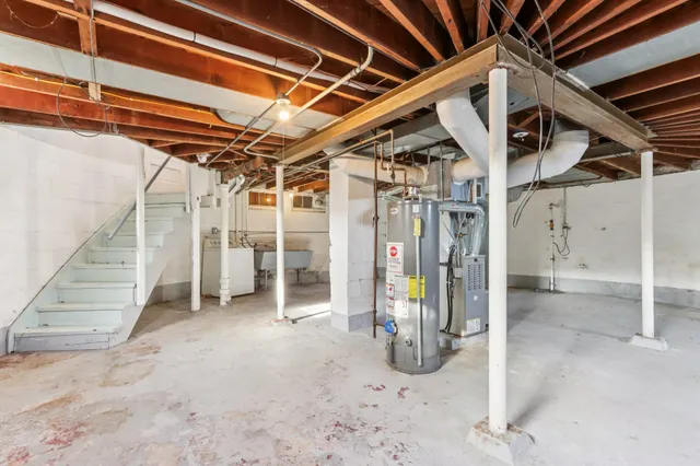 $160,000 | 1209 Walton Avenue, Racine, WI 53402