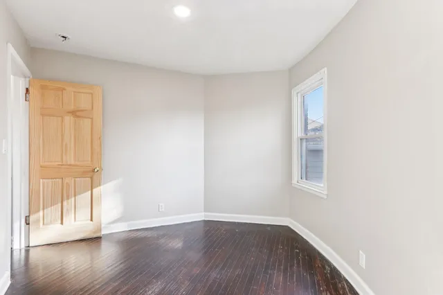 $160,000 | 1209 Walton Avenue, Racine, WI 53402