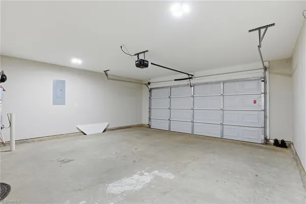 $379,500 | 221 Culloden Drive, Mocksville, NC 27028