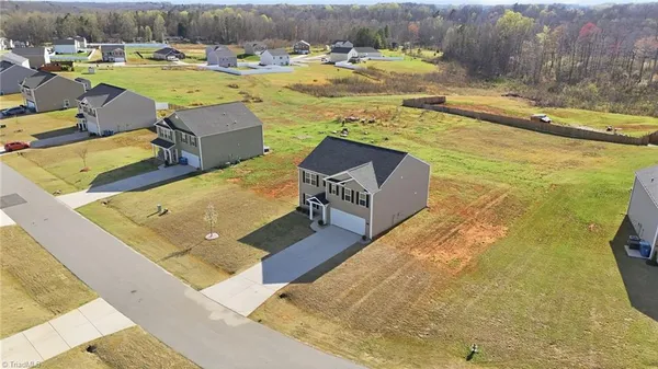 $379,500 | 221 Culloden Drive, Mocksville, NC 27028